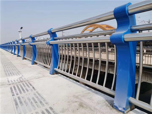 莆田304不锈钢复合管护栏的生产工艺揭秘